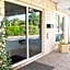 Jacaranda Country Motel