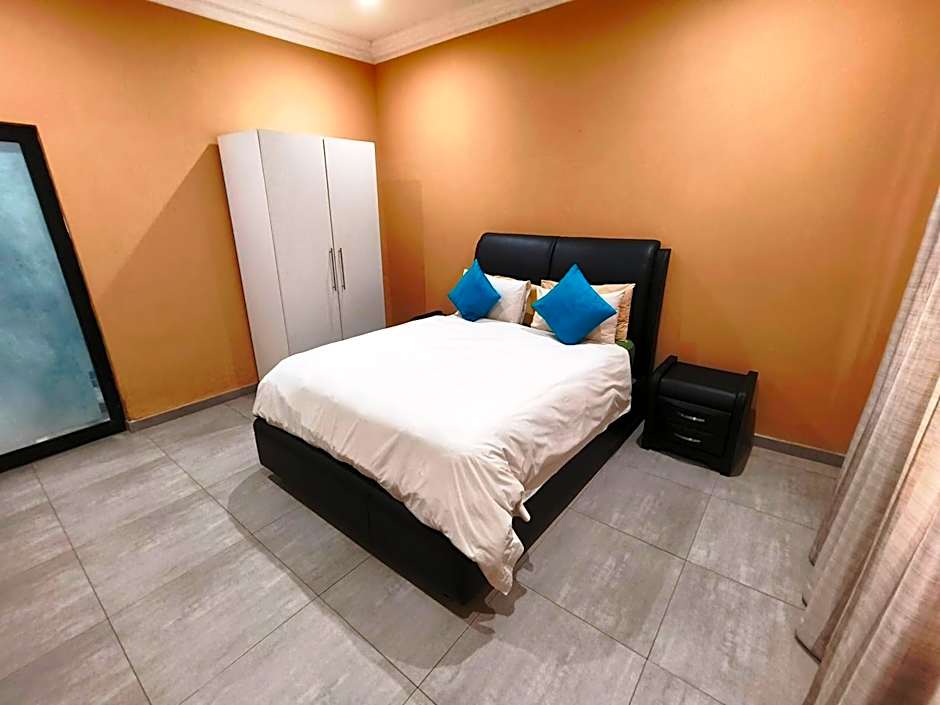 Parys In town Guest lodge and Conference Center