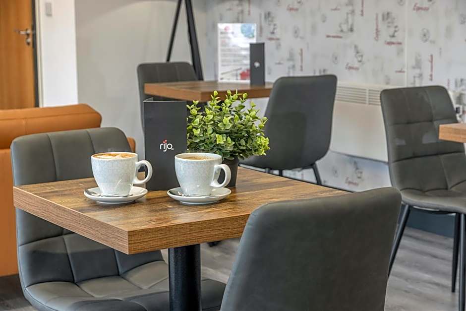 Dockside Aparthotel, Best Western Signature Collection