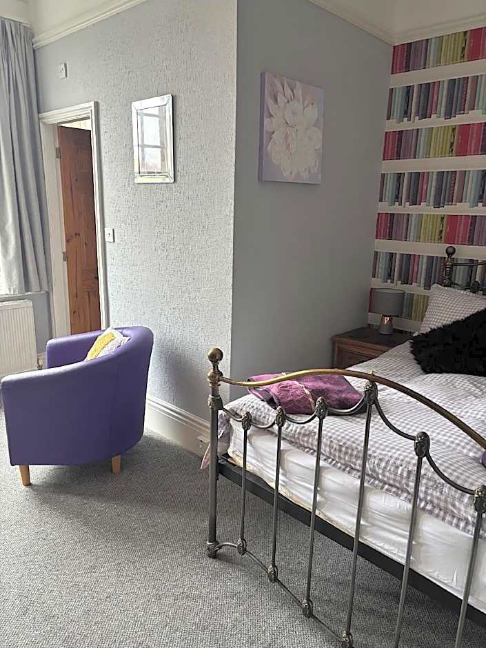 Esklet Guest House