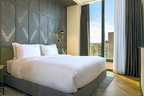 1 Bedroom Suite, 1 Double, Balcony