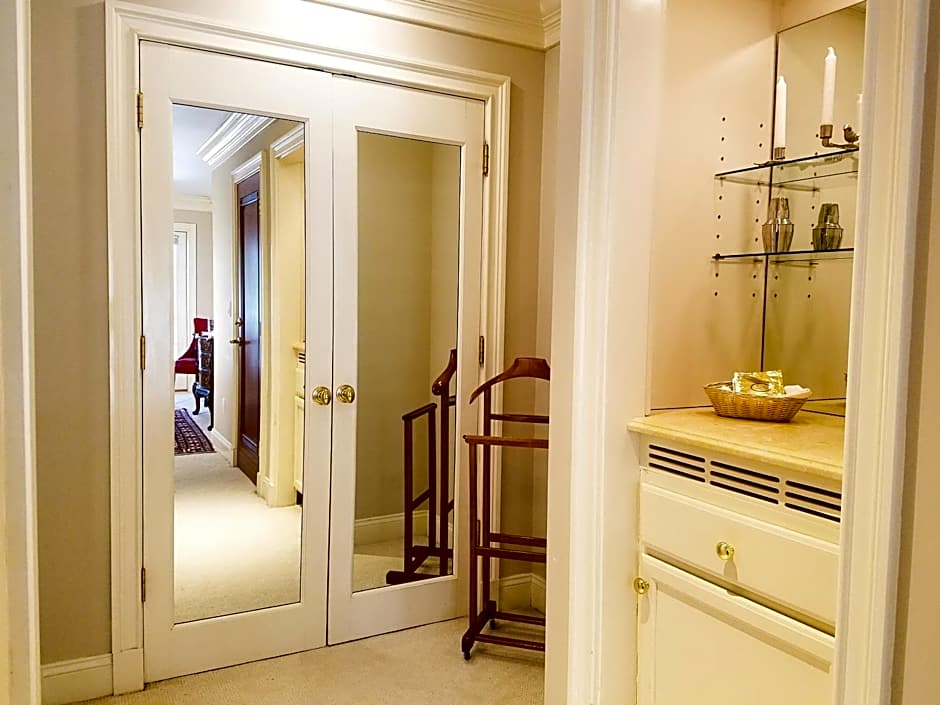 The Copper Beech Inn