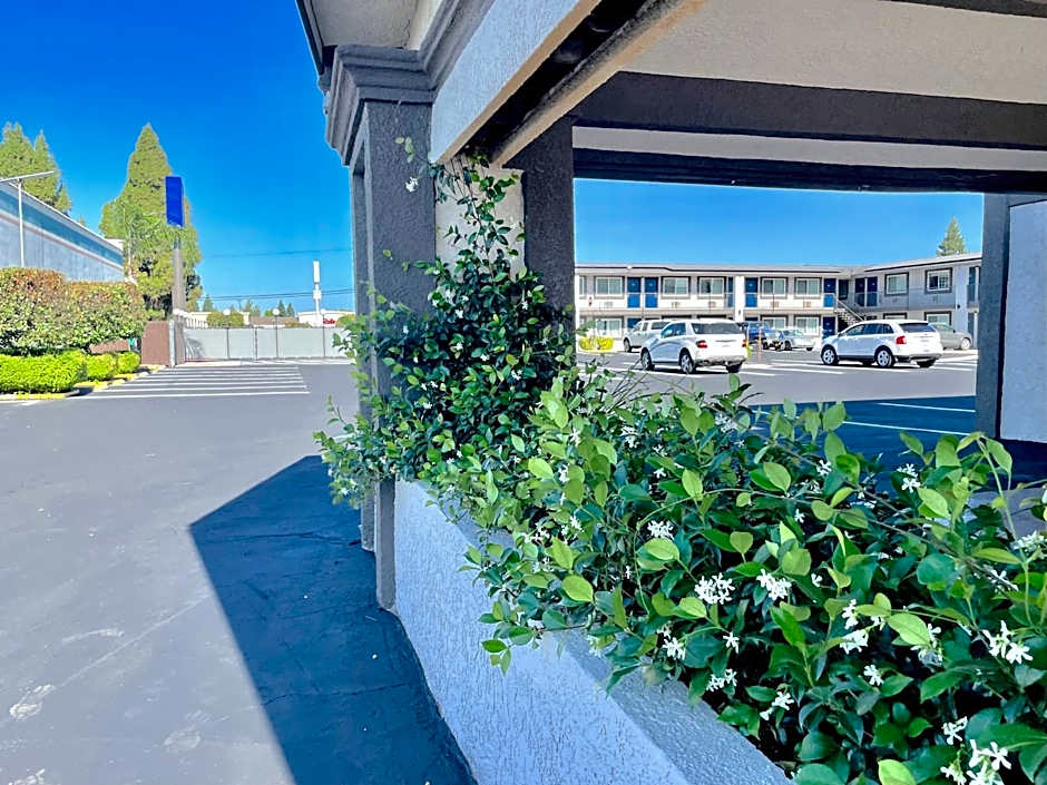 Motel 6 Yuba City, CA