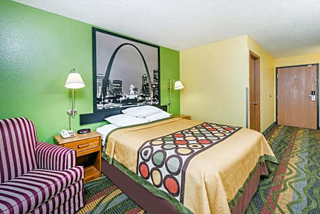 Queen Room - Non-Smoking