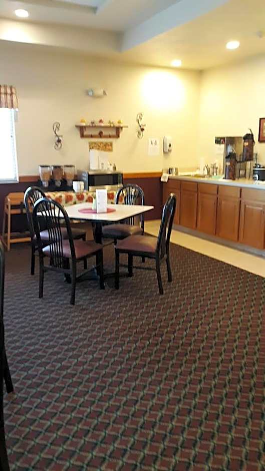 Herington Inn and Suites