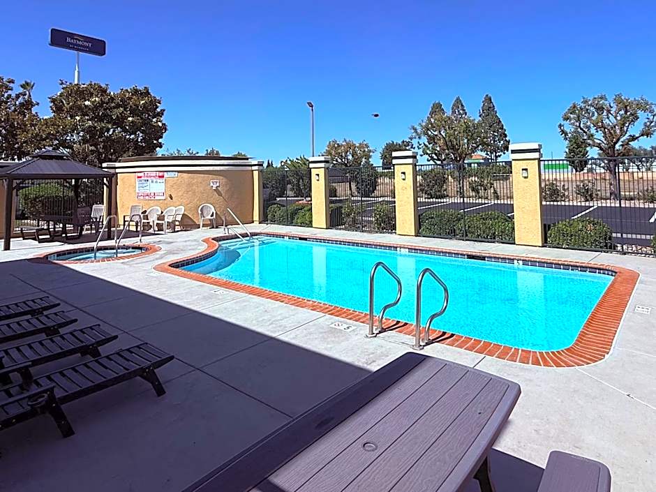 Baymont by Wyndham Manteca