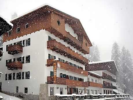 Hotel Des Alpes