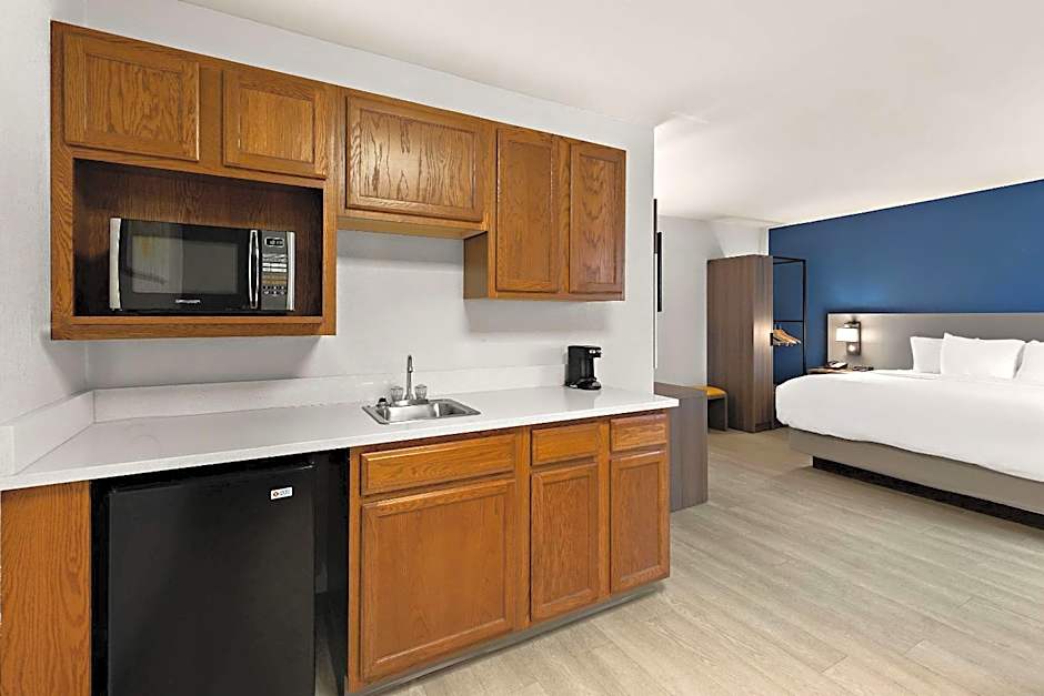 Comfort Inn & Suites Fremont