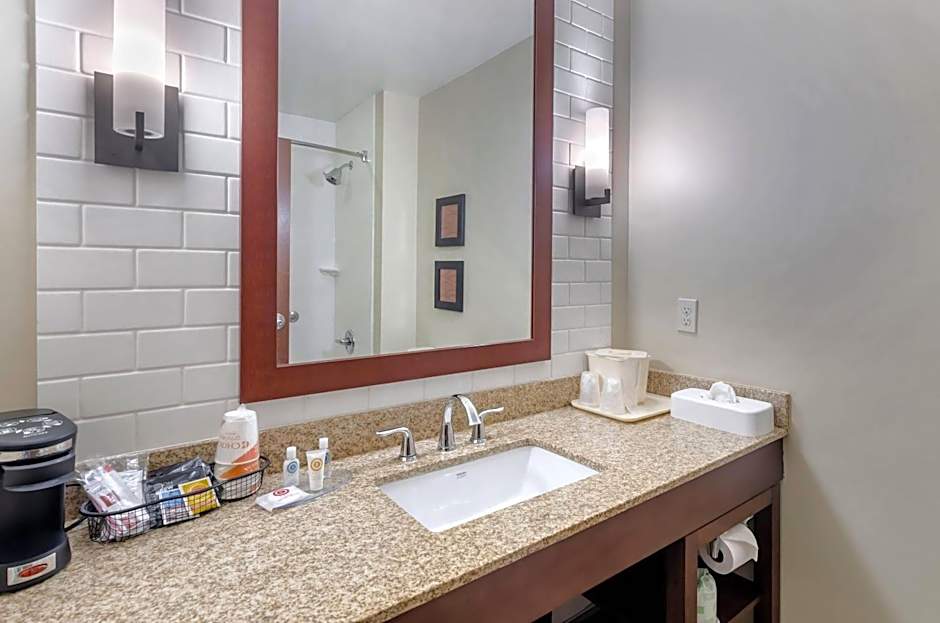 Comfort Inn & Suites Lynchburg