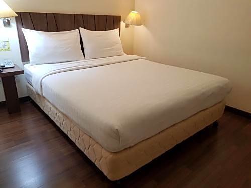 9 Square Hotel - Kota Damansara