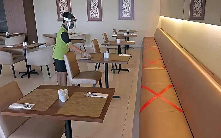 Grand Whiz Poins Simatupang Jakarta