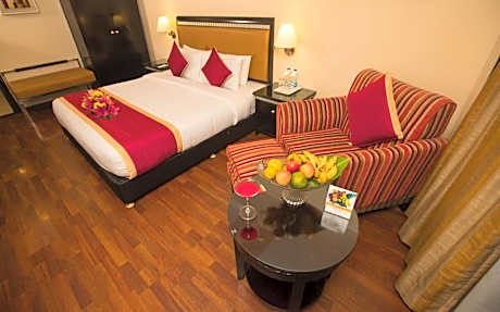Deluxe Queen Room with 20% off on F&B and 20% off on Spa