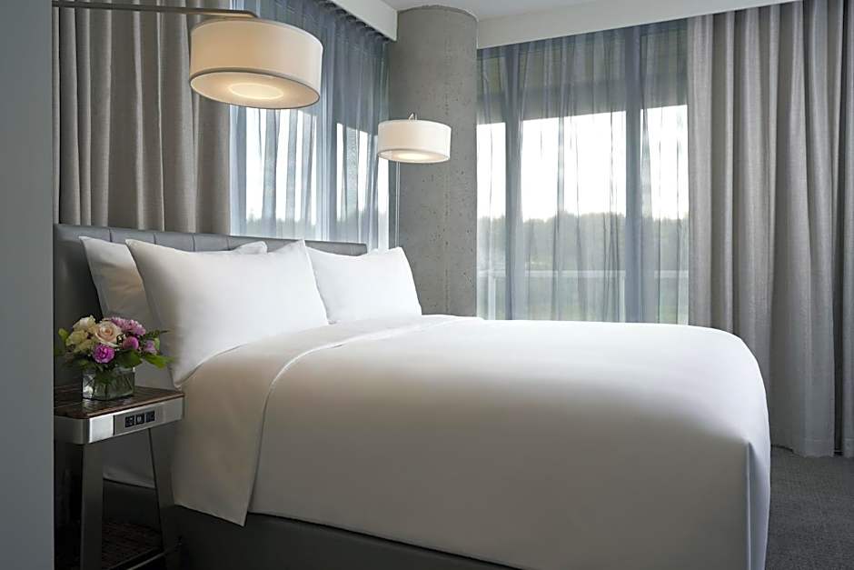 Archer Hotel Seattle/Redmond