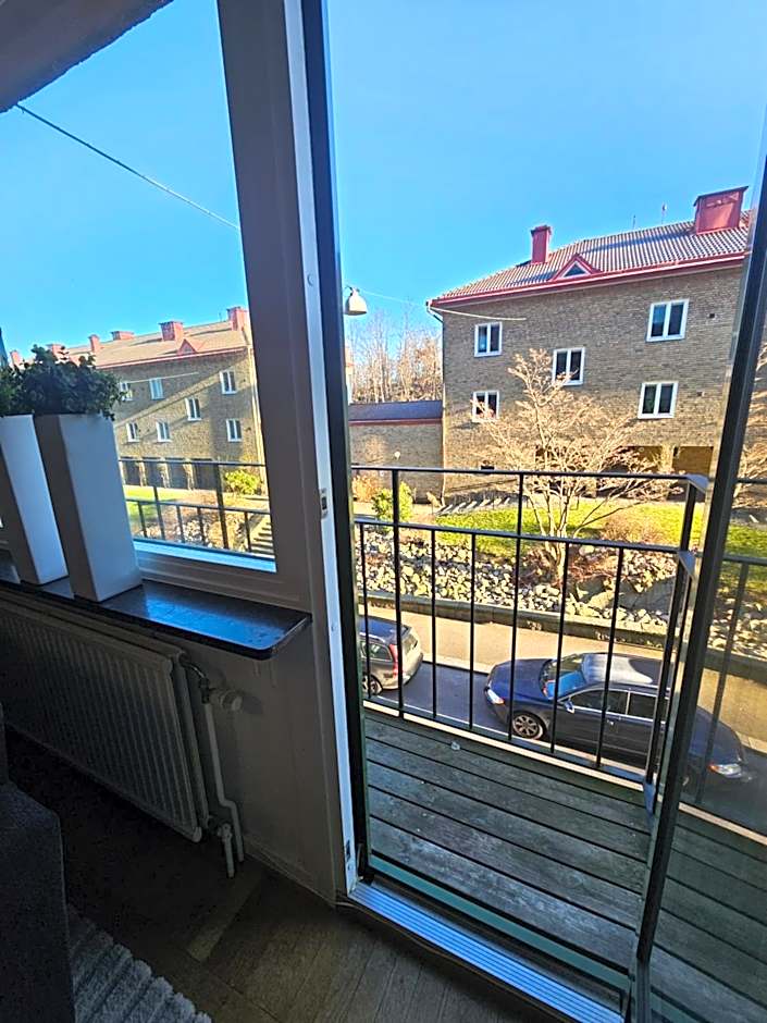 Live and Stay Lagerbring