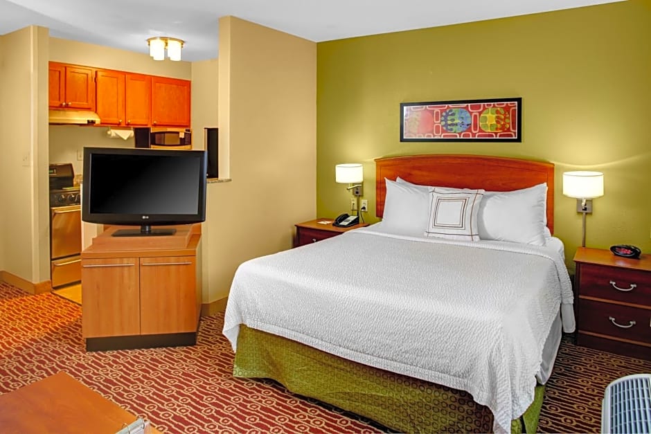 Hawthorn Extended Stay by Wyndham Cincinnati NE/Mason