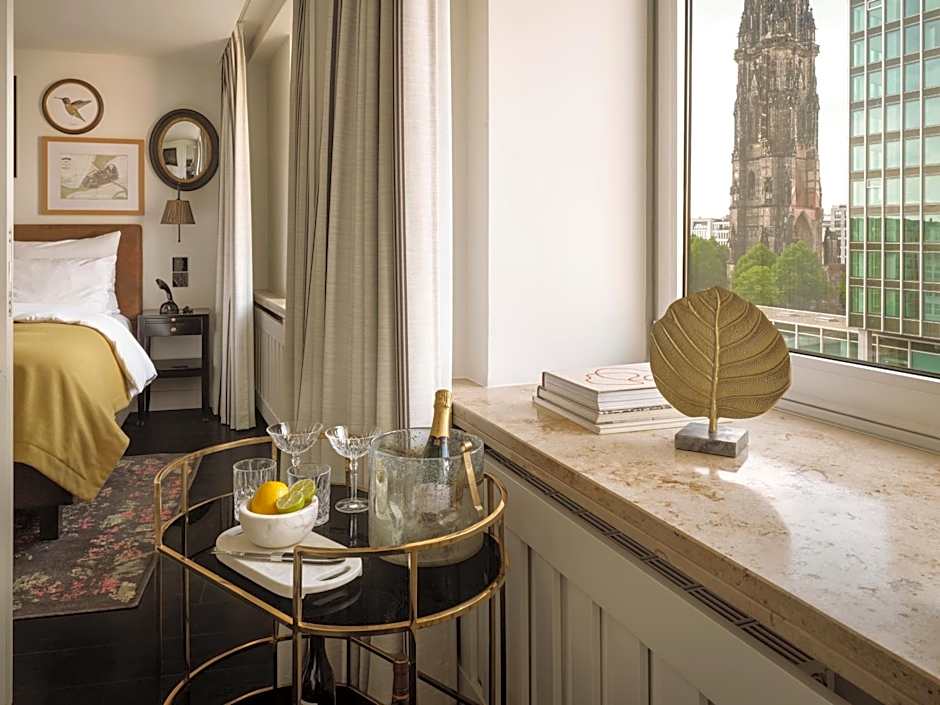 The Nikolai Hamburg - Leonardo Limited Edition