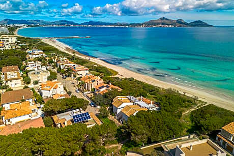 Villa Can Canta Natura Park House at Platja de Muro Beach