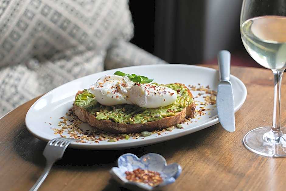 Rose And Crown Hotel