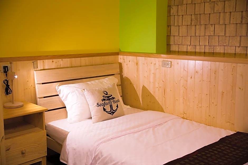 輕旅小站 Soft Travel Hostel