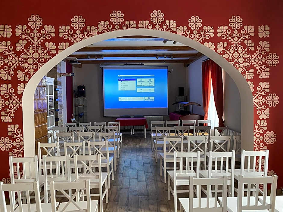 Kamarás Klastrom House