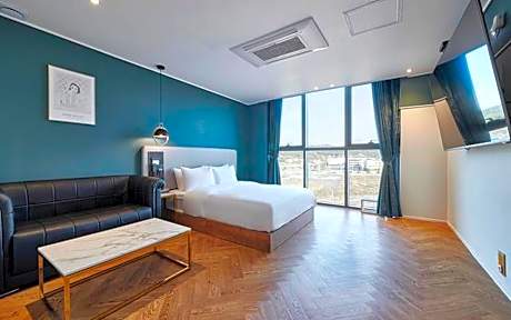 Obut Hotel Dongtan Station