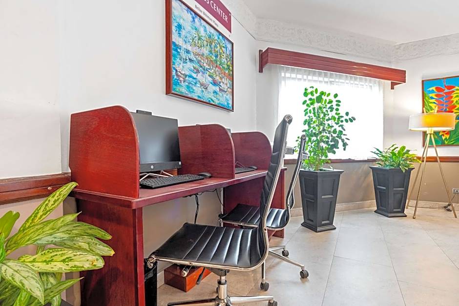 Best Western Plus Belize Biltmore Plaza