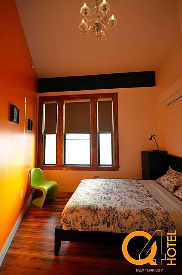 Q4 Hotel and Hostel
