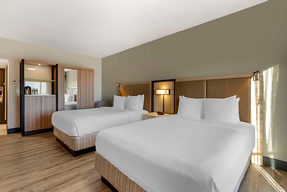 Best Western Plus Atlanta Airport-East