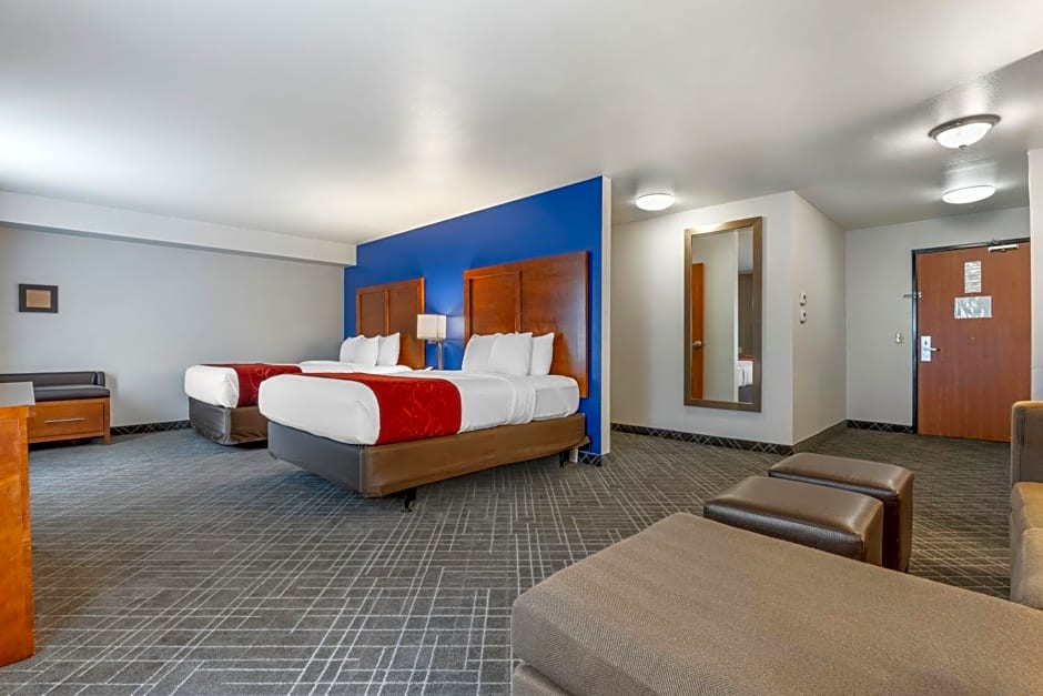 Comfort Suites Redding - Shasta Lake