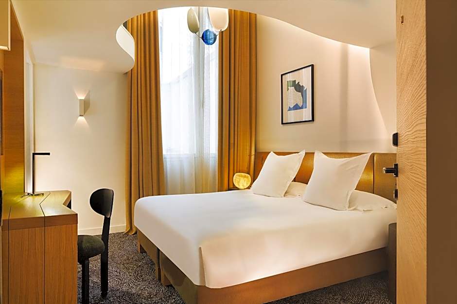 Hotel Marignan Champs-Elysees