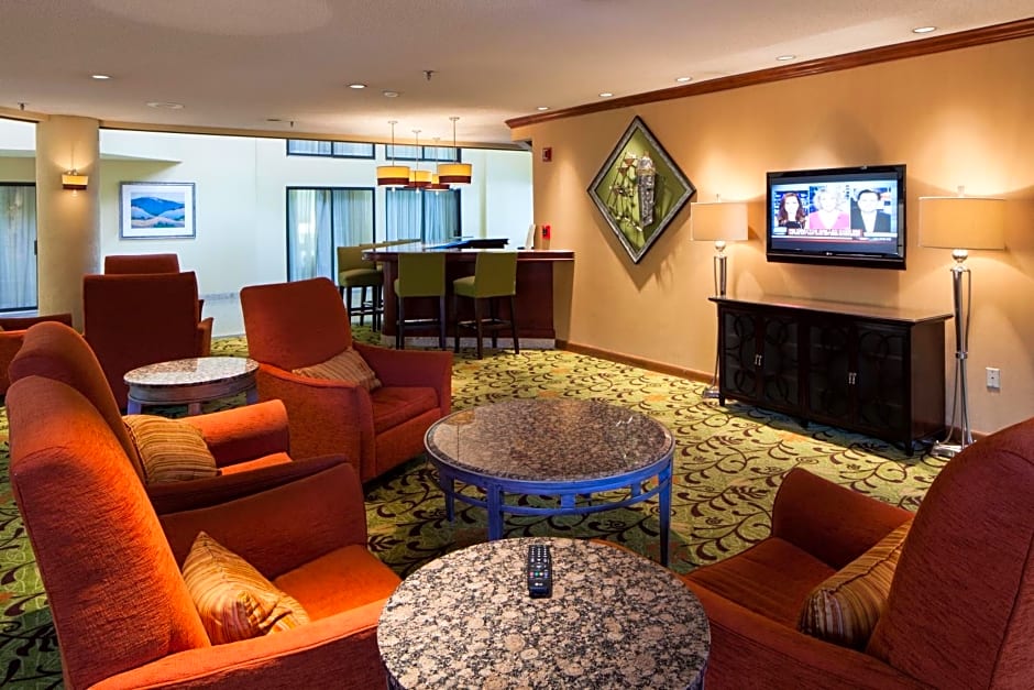 Crowne Plaza Hotel Hickory