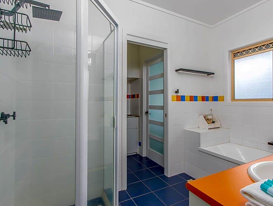 Hastings Cove Holiday Apartments