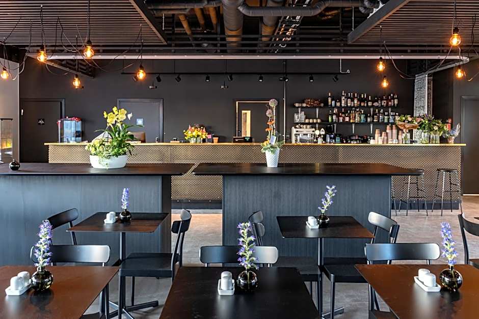 First Hotel Kokoloko