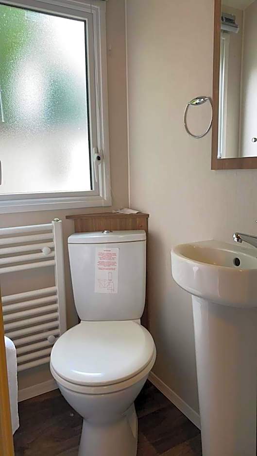 Kellys Holiday Homes 24 Willerby 2 bedrooms caravan
