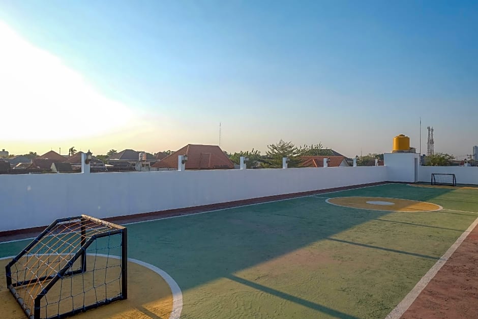 Urbanview Syariah Wisma Nabil Solo