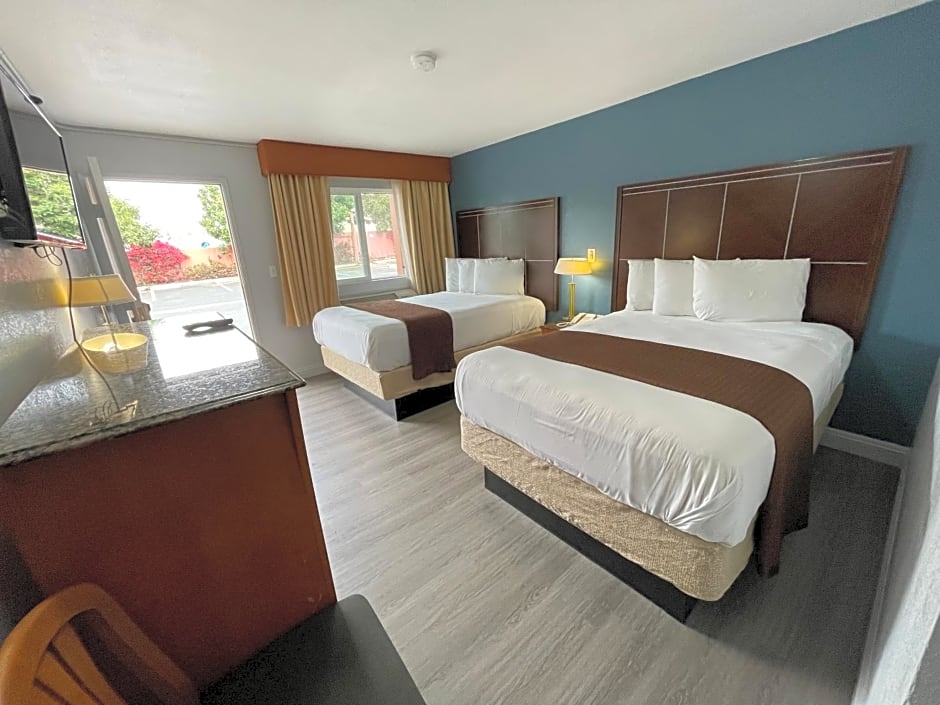Pacific Inn