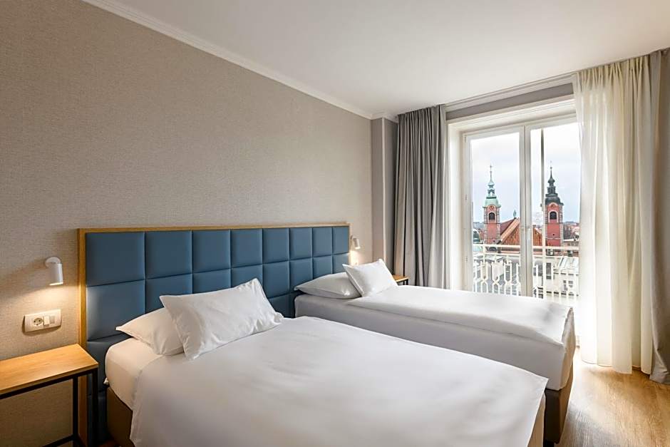 Eurostars uHOTEL