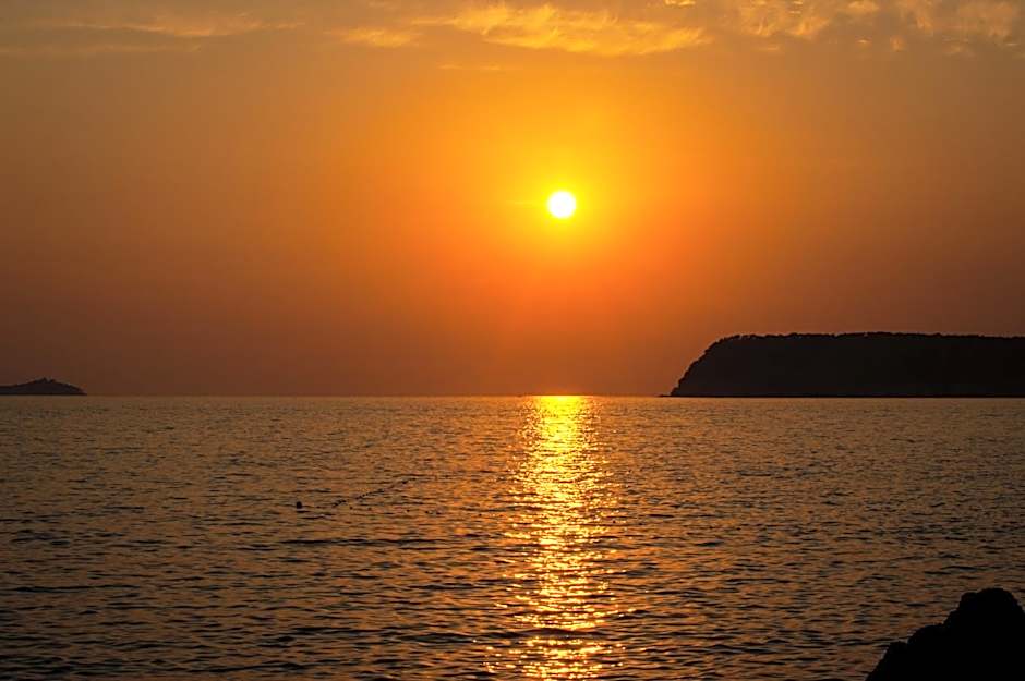 Royal Princess Hotel