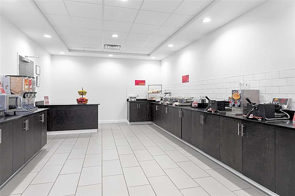 Best Western Plus New Richmond Inn & Suites