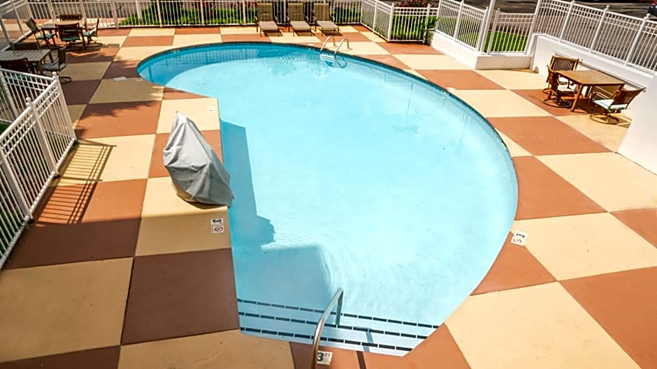 Holiday Inn Express Pigeon Forge  Sevierville By IHG