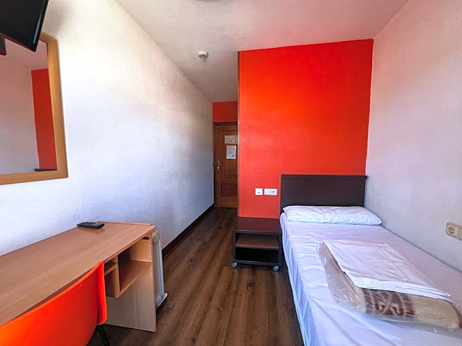 Loop INN Hostel Santiago de Compostela