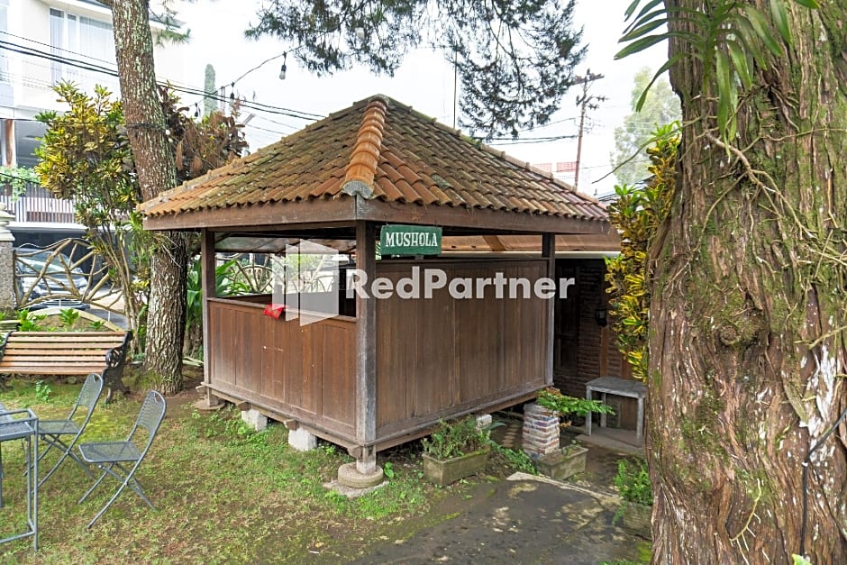 Javenir Hotel Tawangmangu RedPartner