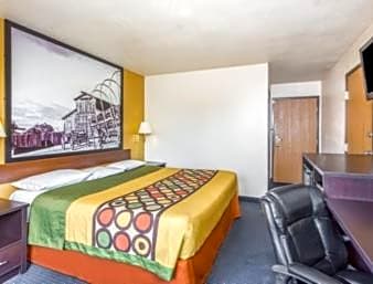 King Room - Disability Access - Non-Smoking