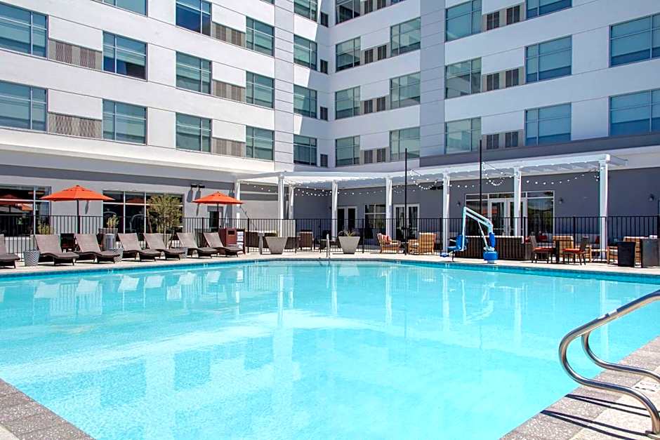 Cambria Hotel Phoenix Chandler - Fashion Center