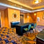 Holiday Inn Express & Suites Sacramento NE Cal Expo By IHG