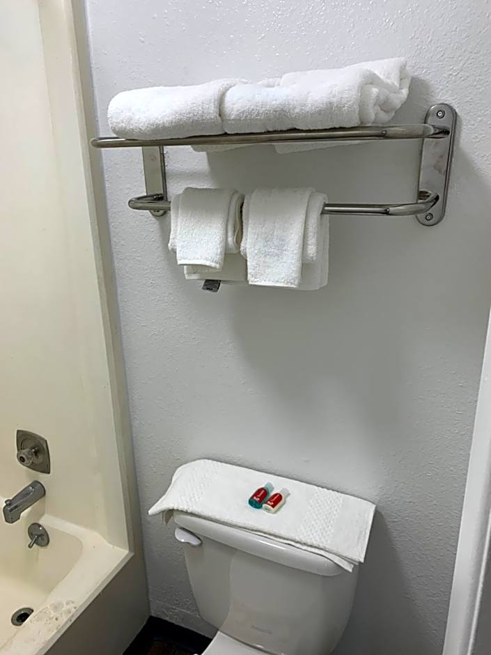 Rodeway Inn Augusta North Washington Rd.