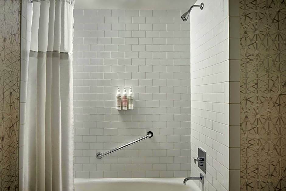 Courtyard by Marriott Philadelphia Downtown