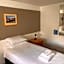 Broadview Hotel