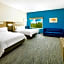 Holiday Inn Express & Suites Bridgeport