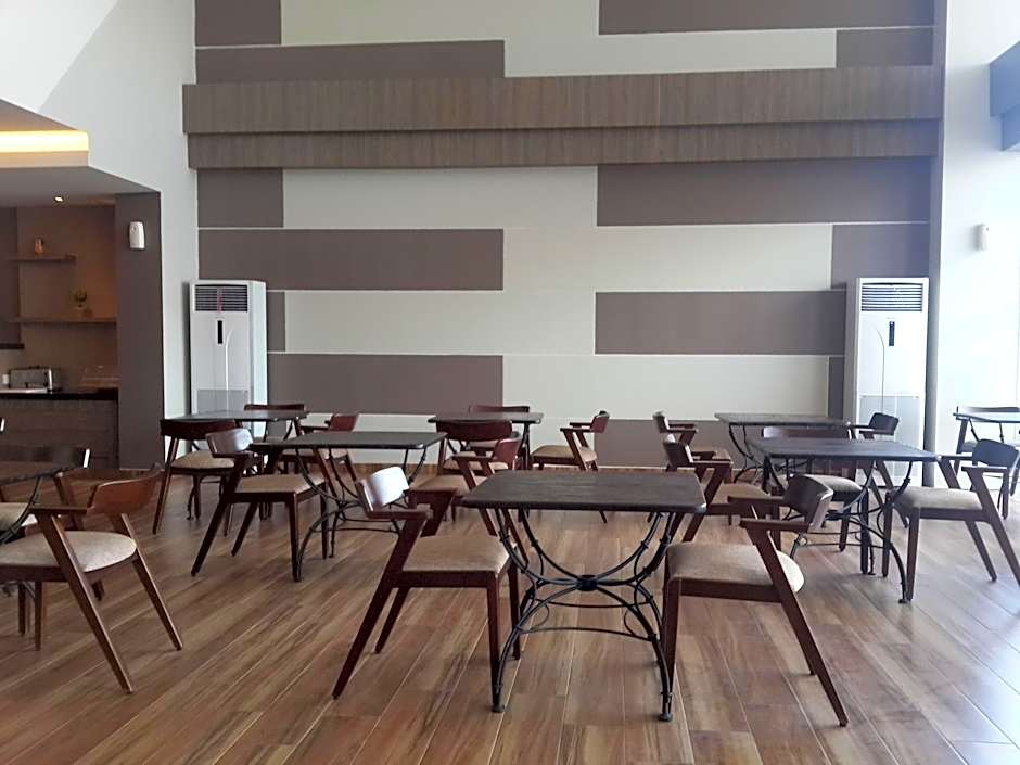 Hotel 88 ITC Fatmawati Jakarta